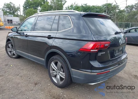 2018 Volkswagen Tiguan 2.0T Sel Premium z USA, uszkodzony, nr VIN 3VV4B7AX1JM221039